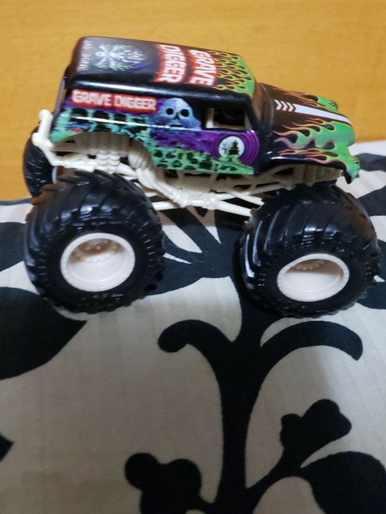 Grave Digger Hot Wheel Truck