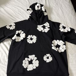 Denim Tears The Cotton Wreath Sweatshirt Black Size XL