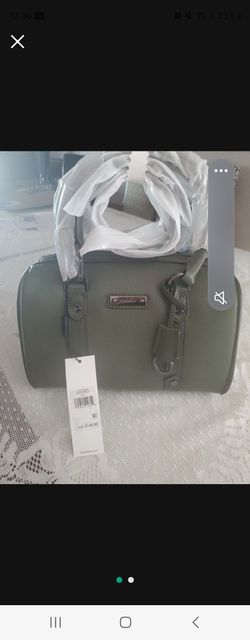 Olive Calvin Klein