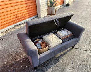 ✨ Stylish Tufted Rolled Arm Storage  😍Functional & Comfortable! ✨