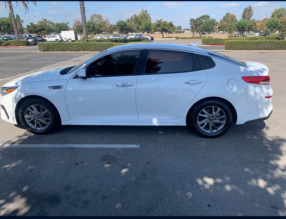 2019 KIA Optima