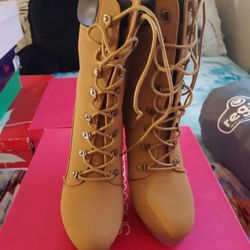 Darlene High Heel Boots Size 9