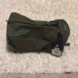 YETI BOOKBAG