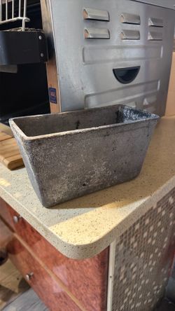 Bread pans
