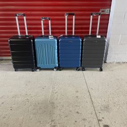 Carry On 35$ Brand New