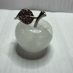 Quartz Apple With Diamond Leaves