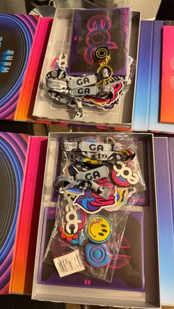 EDC Sunday wrist band  x 4