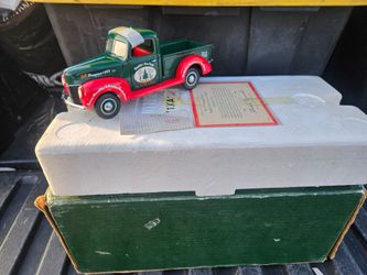 Metal collector truck