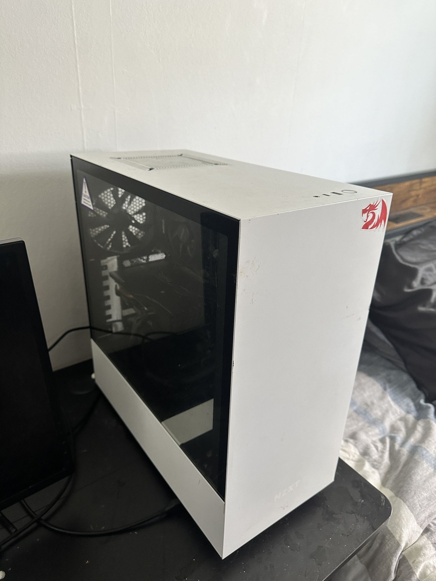 Gaming PC, *Specs On Last Photo*