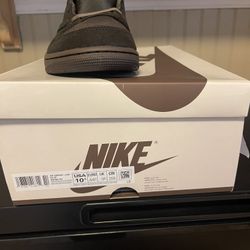 Travis Scott Jordan 1