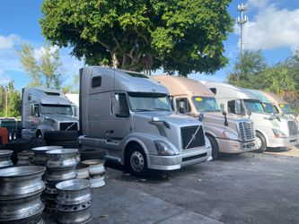 Finance available!!! All credit approved TRUCKS & TRAILERS