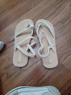 New Sandles Size M