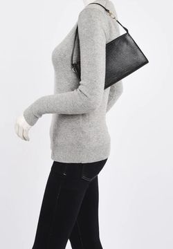 LOUIS VUITTON Black Epi Leather Accessories Pochette 24