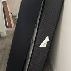 Queen Mattress & Box Spring 