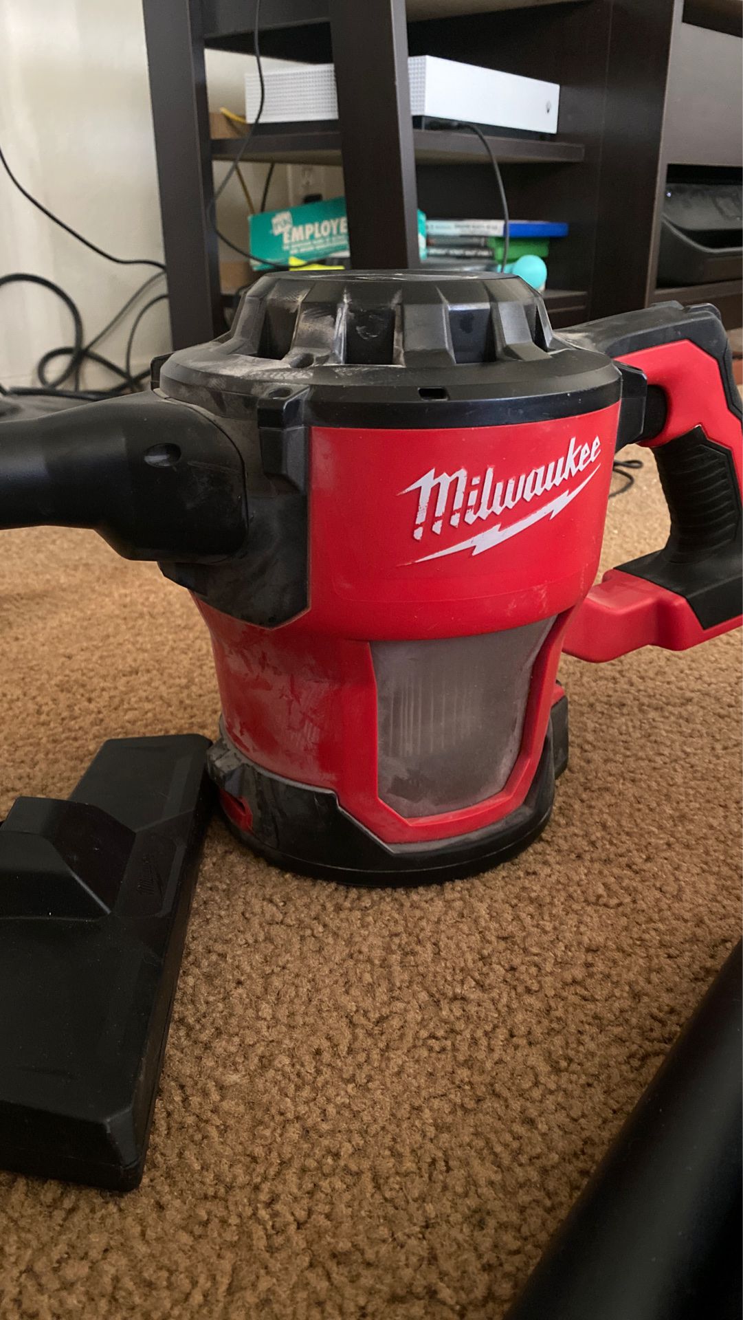 Milwaukee cordless vacuum