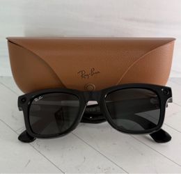 Ray-Ban Meta Wayfarer Smart Glasses