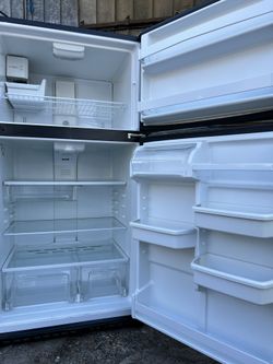 Kenmore Refrigerator With Icemaker