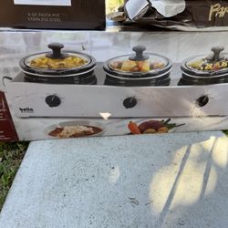Bella 3 x 1.5-quart triple slow cooker and buffet server. 