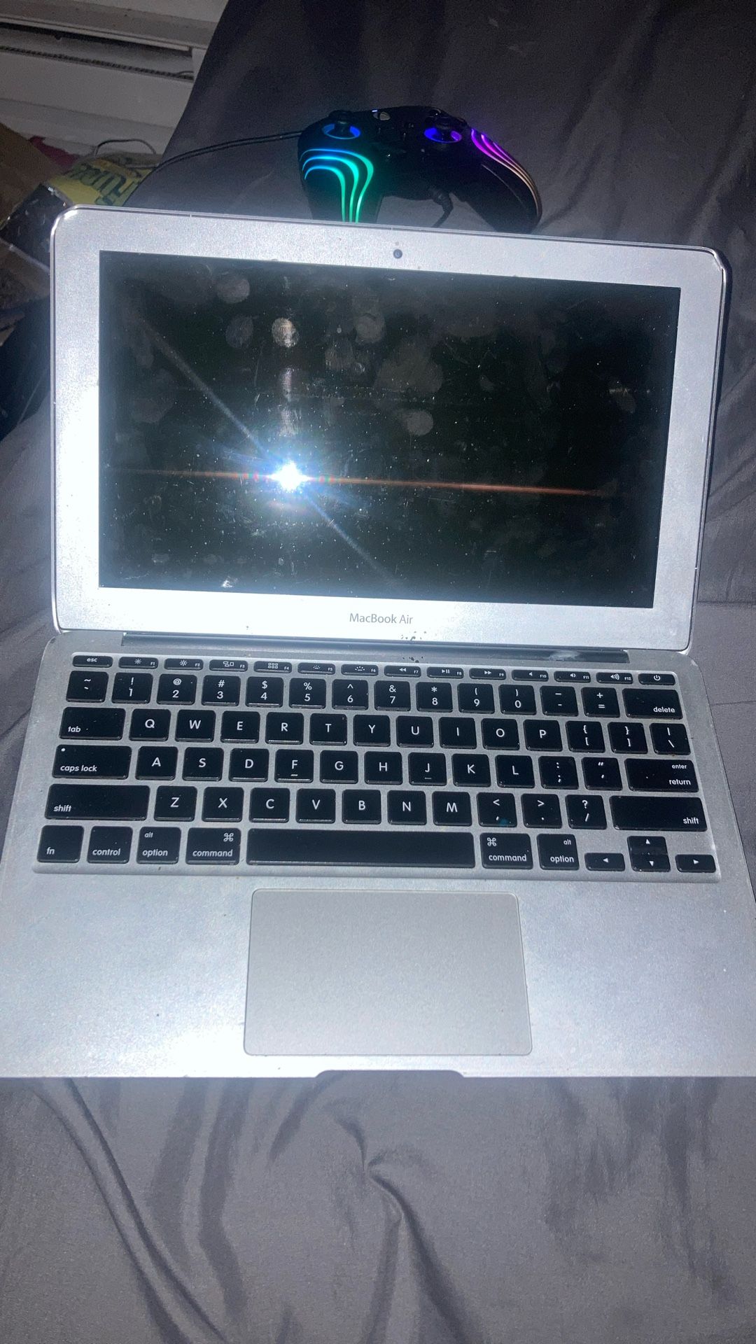 Mac Book