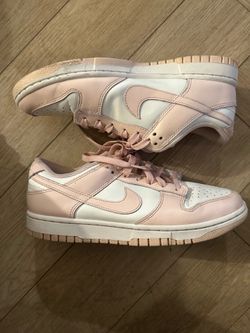 Nike Dunk Low "Orange Pearl" soft pink/white size 9)