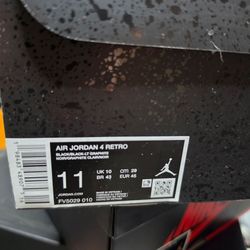 Jordan 4 black cat