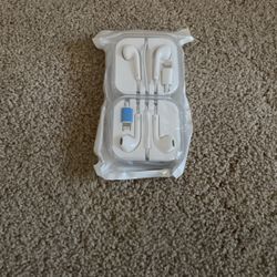 apple compatible earbuds