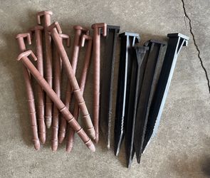 14 Garden Stakes