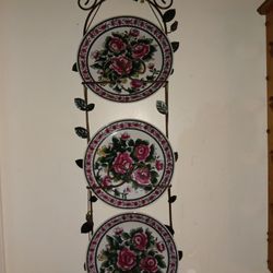Antique Chinese Collectible Plates And Holder 