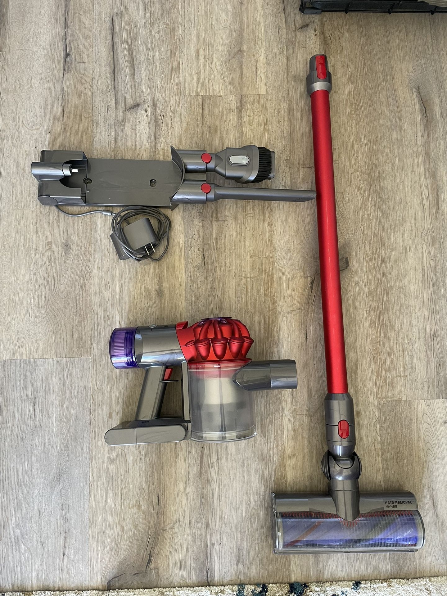 Dyson v8 Animal Stick Vacuum