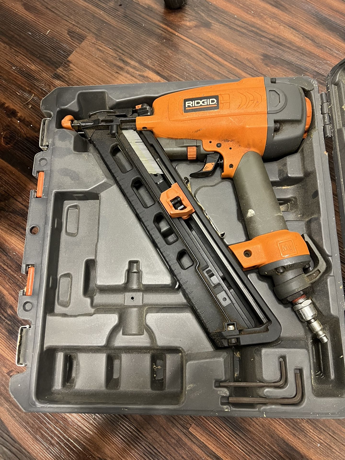 Ridgid Clipped Head Framing Nailer