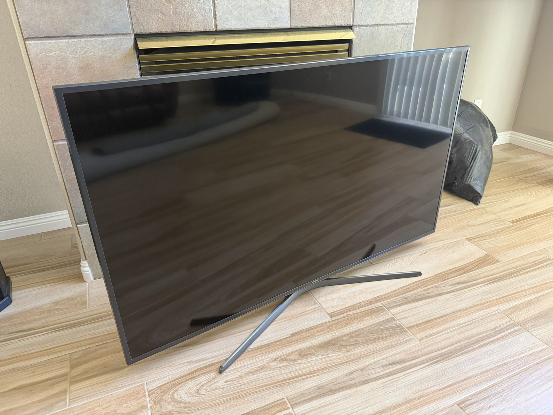 Samsung 65” TV