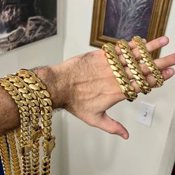 Chain And Bracelet Sets Msg Me For Prices