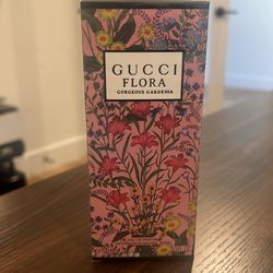 Gucci Flora
