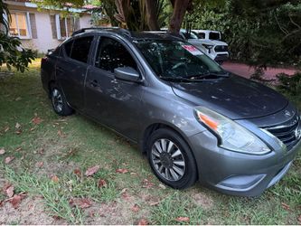 Nissan Versa 2016