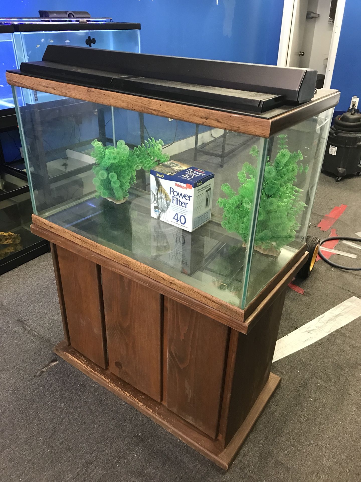 58 gallon Oceanic Aquarium fish tank complete set up $250 for Sale in ...