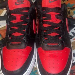Nike Shoes 5.5