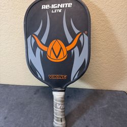 Viking Re-Ignite Lite pickleball paddle