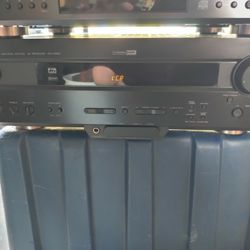 Yamaha RXV520 Receiver