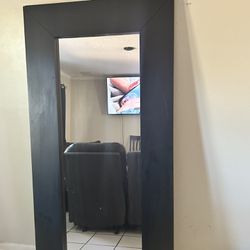 Must Go Sale 55inch Roku Tv And Floor Mirror And Recliner