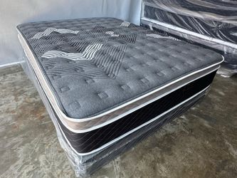 Full oasis thermal comfort Europillow top 12inch mattress and boxspring