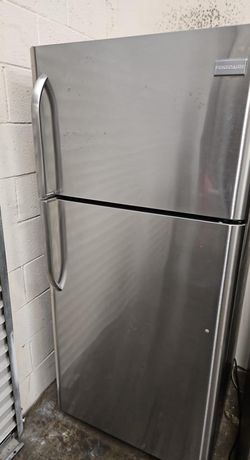 Frigidaire Top Mount Stainless Refrigerator Fridge
