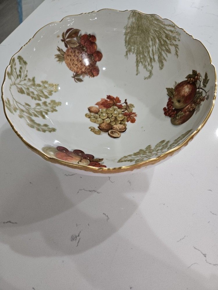 Limoge T&V JEPOST Fruit Bowl-France