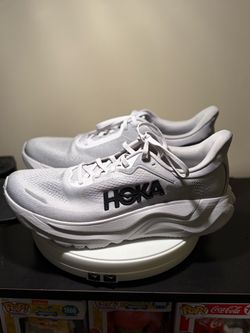 HOKA Arahi 9 Size 10.5