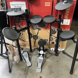 Yamaha Electric Drum Set 