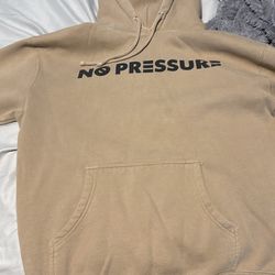 M, light brown lettering is black