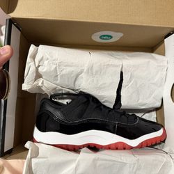 Jordan 11 Low Bred
