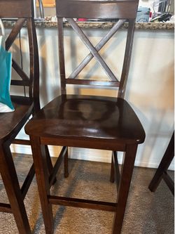 3 bar stools