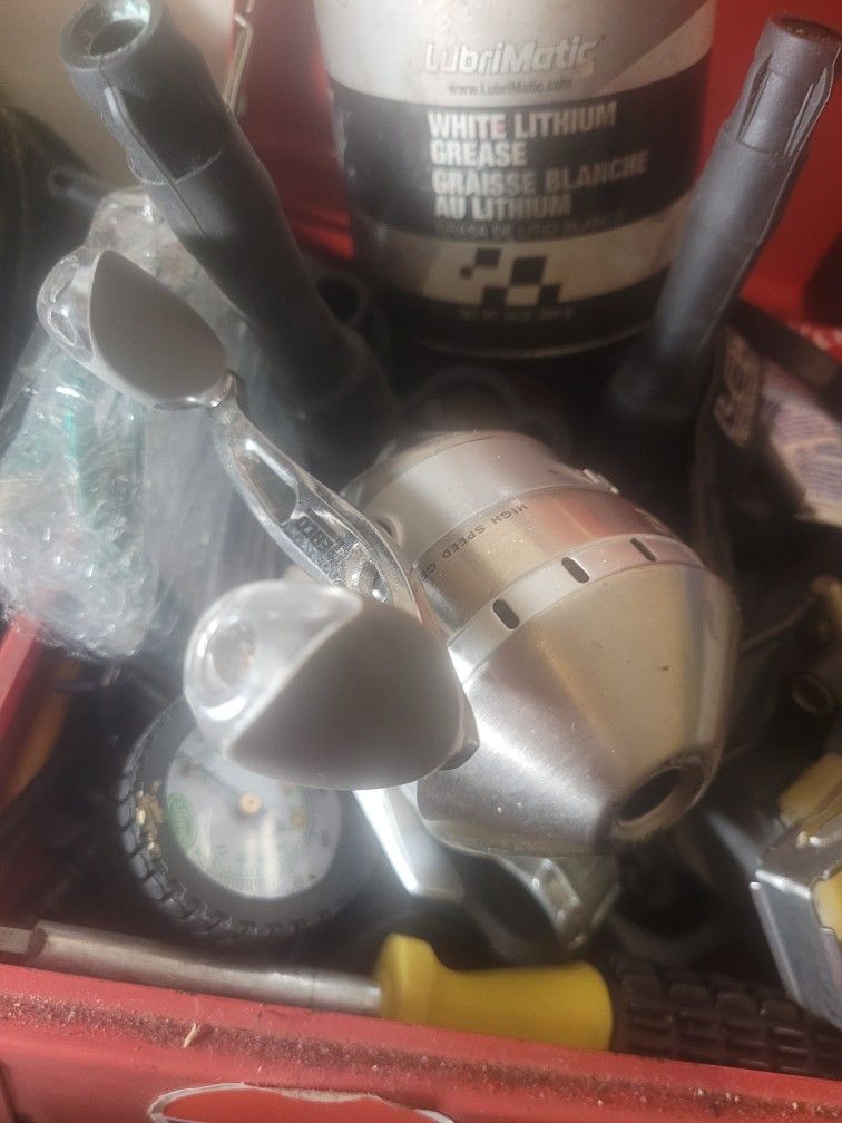 Brand New Fishing Reel