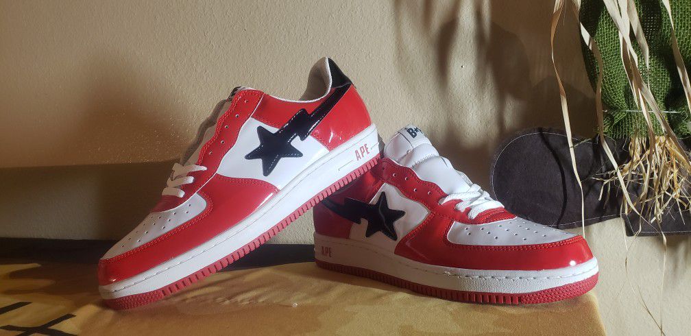 BAPE Red And White w /black star