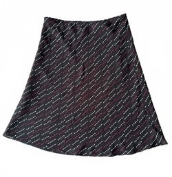 Express Skirt Size Medium Black White Red Flowy City Chic Office Classic Light